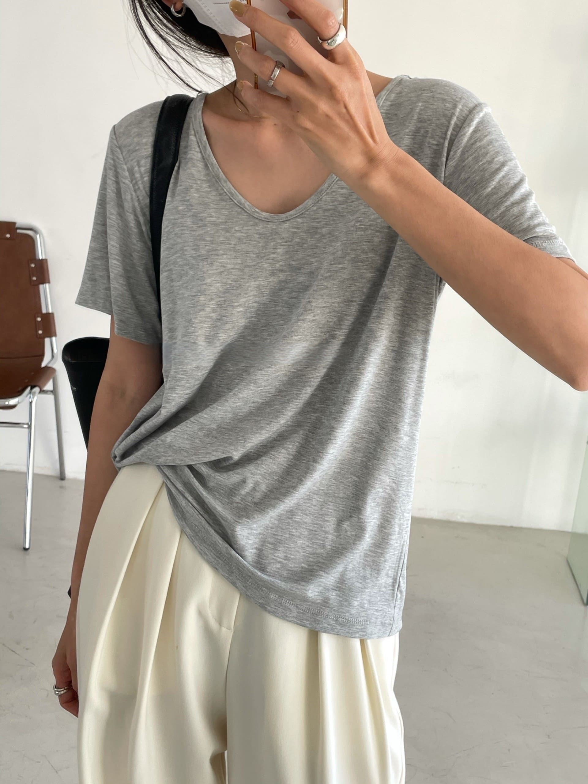 (48H出貨)通勤百搭低圓領超親膚面膜T-shirt