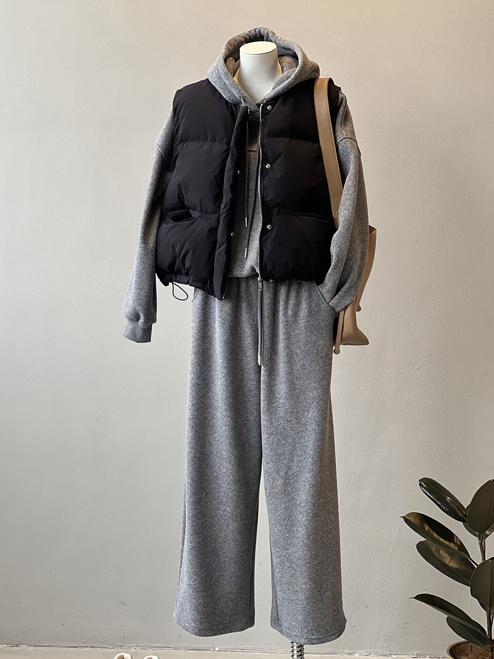 日系圓領短款寬鬆羽絨馬甲背心-2色