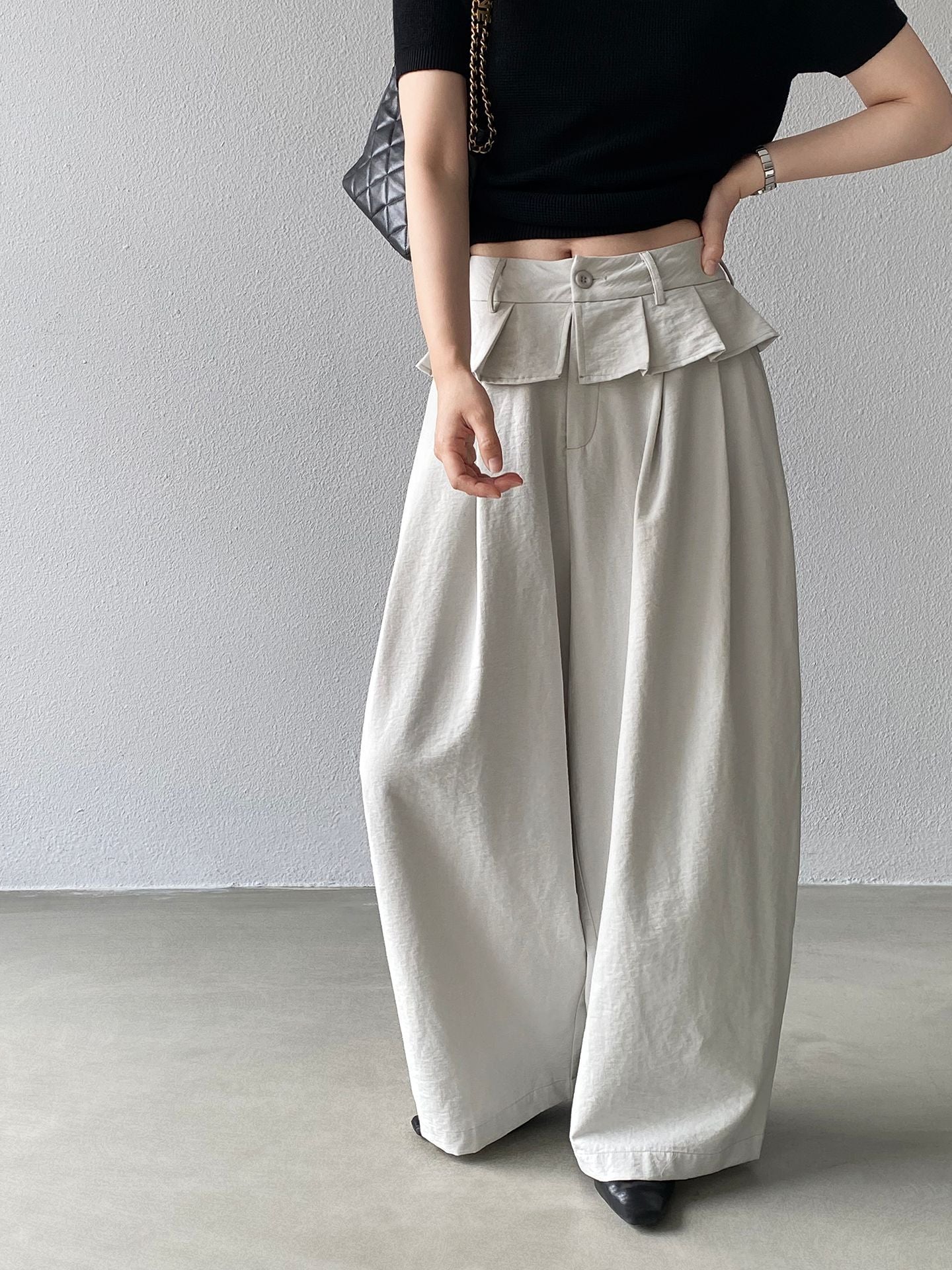 韓系小衆花邊百褶腰頭鬆弛感屁簾休閒褲-2色