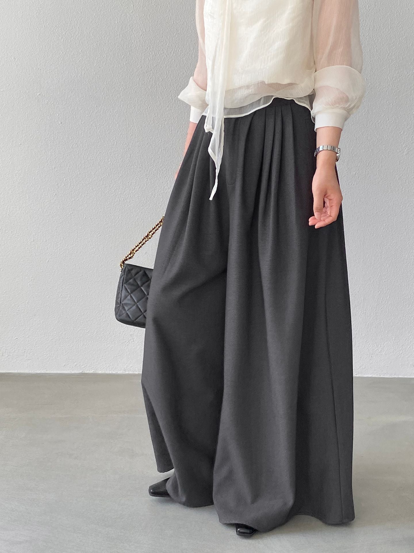 老錢風高腰壓褶休閒垂感闊腿西裝褲-2色