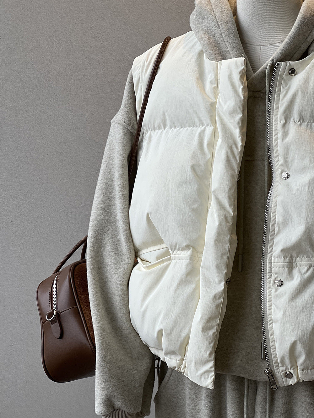 日系圓領短款寬鬆羽絨馬甲背心-2色