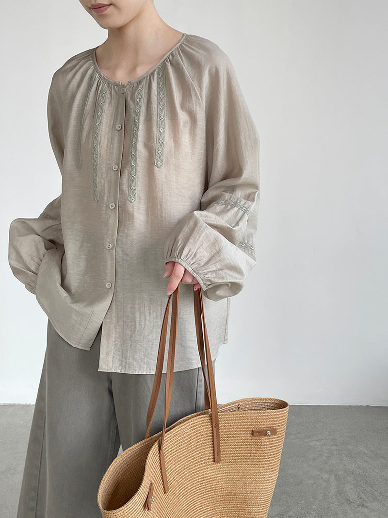 法式刺繡拼接燈籠袖圓領娃娃衫襯衫-2色