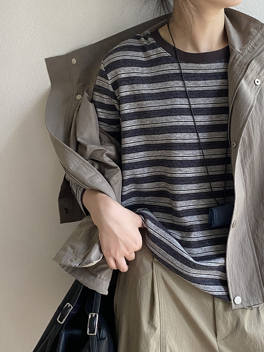 復古撞色條紋圓領慵懶風長袖上衣-2色