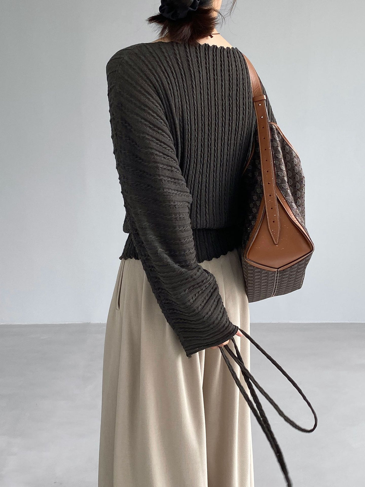 羊毛慵懶風斜肩飄帶長袖針織上衣-5色
