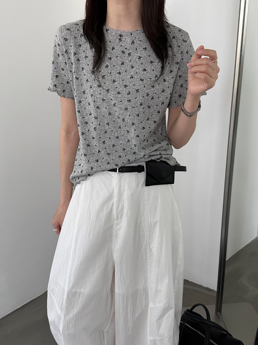 韓系碎花木耳邊設計感修身短款T恤短袖上衣-2色
