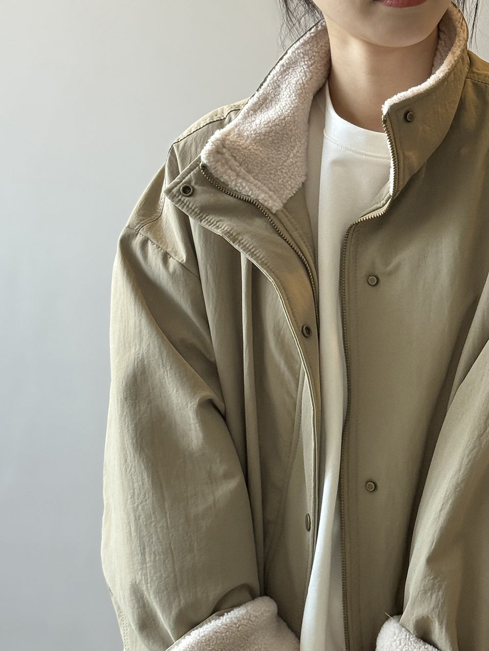 韓系設計感立領羊羔毛工裝保暖派克外套-2色