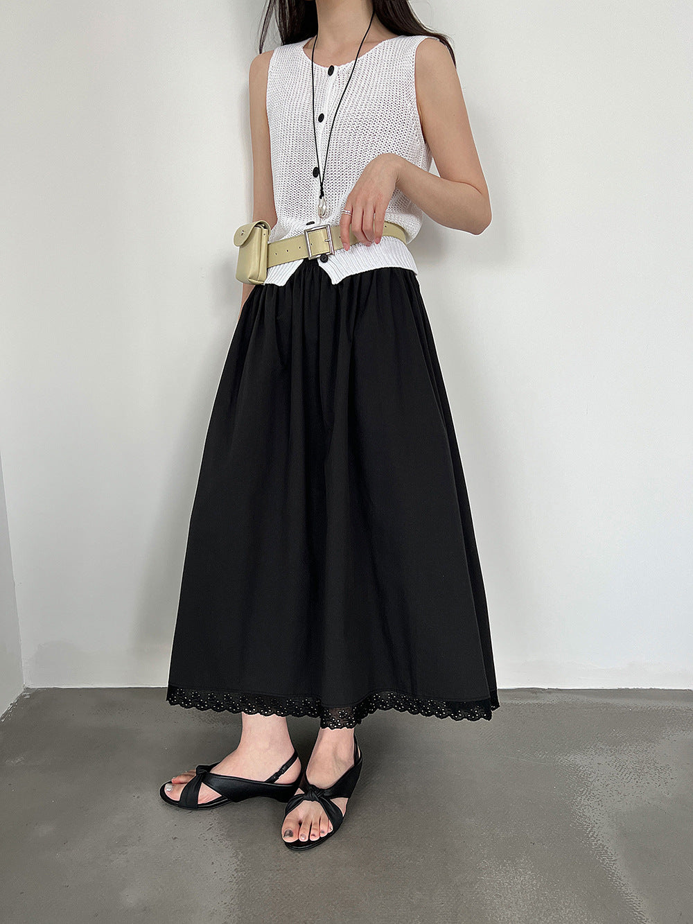 法式溫柔蕾絲花邊高腰A字半身長裙-2色