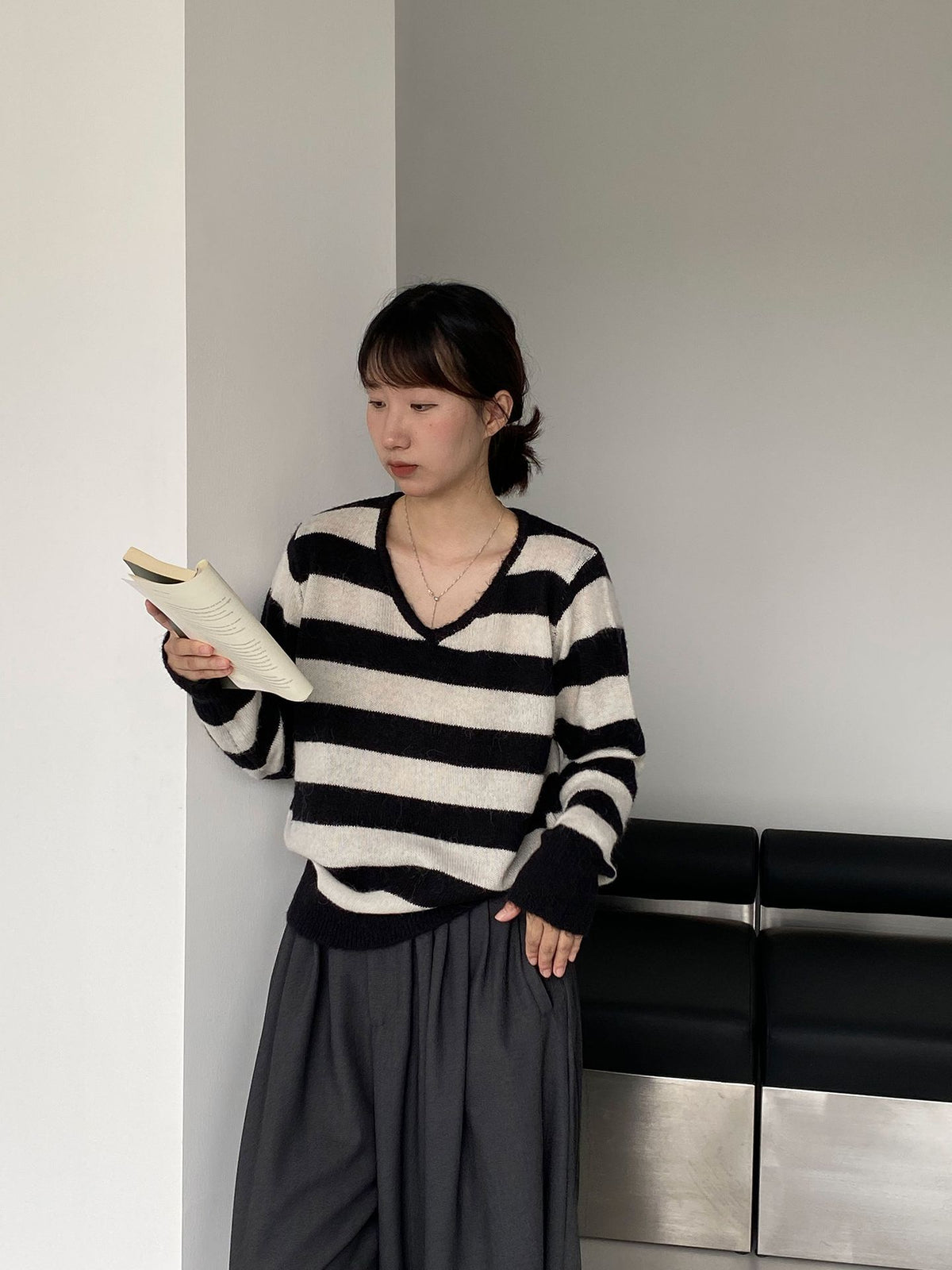 韓系顯瘦V領撞色條紋針織毛衣-4色