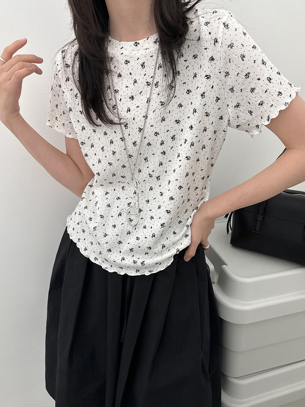 韓系碎花木耳邊設計感修身短款T恤短袖上衣-2色