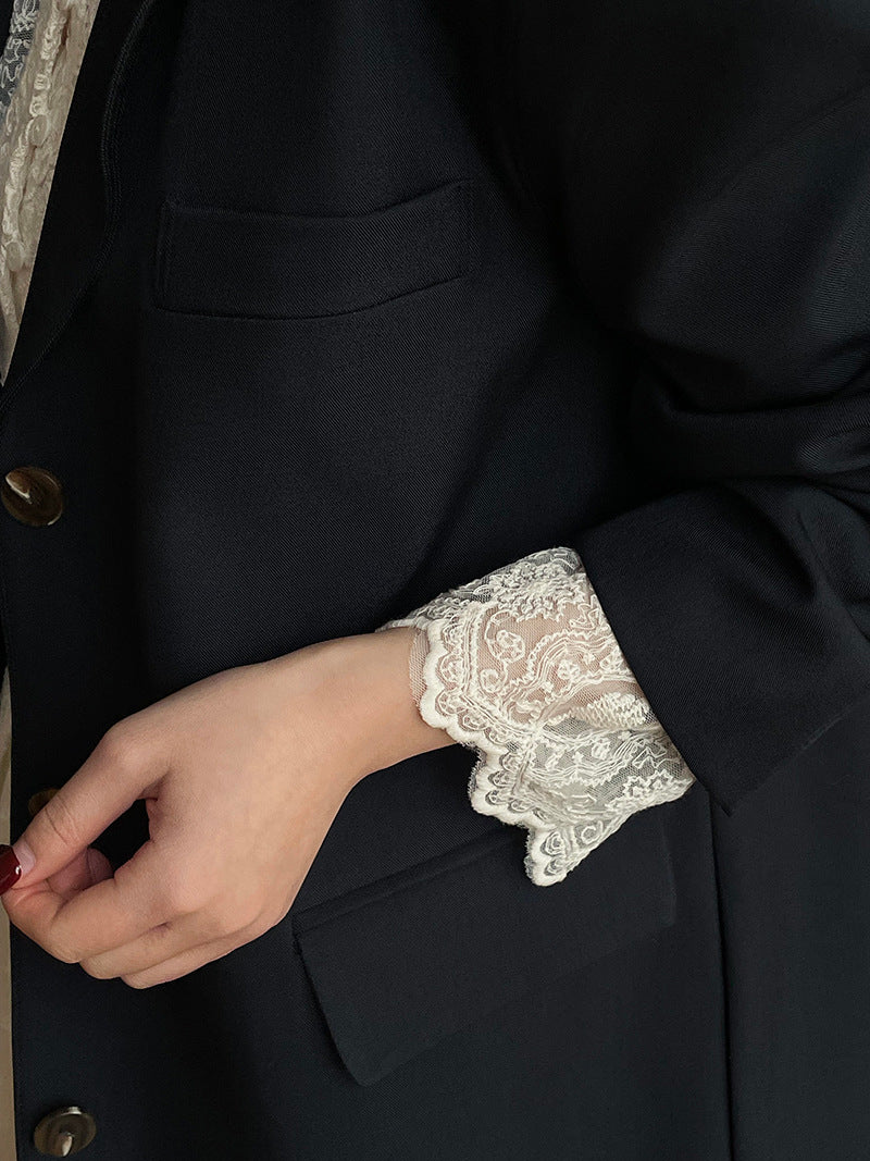 V領蕾絲法式高級刺繡長袖襯衫-2色