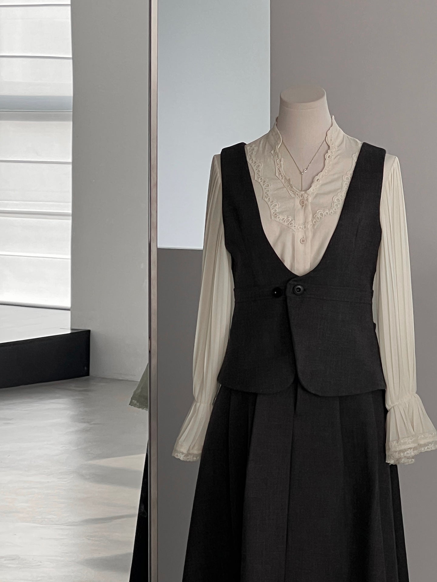 韓系通勤西裝氣質兩穿顯瘦馬甲+休閒半身裙-兩件式套裝