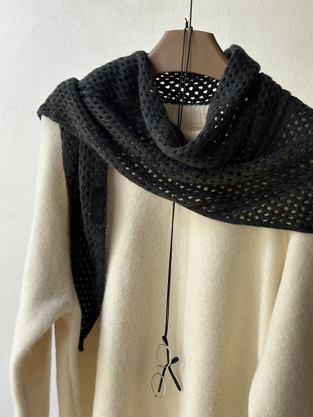 百搭鏤空針織三角披肩薄款外搭圍巾-5色