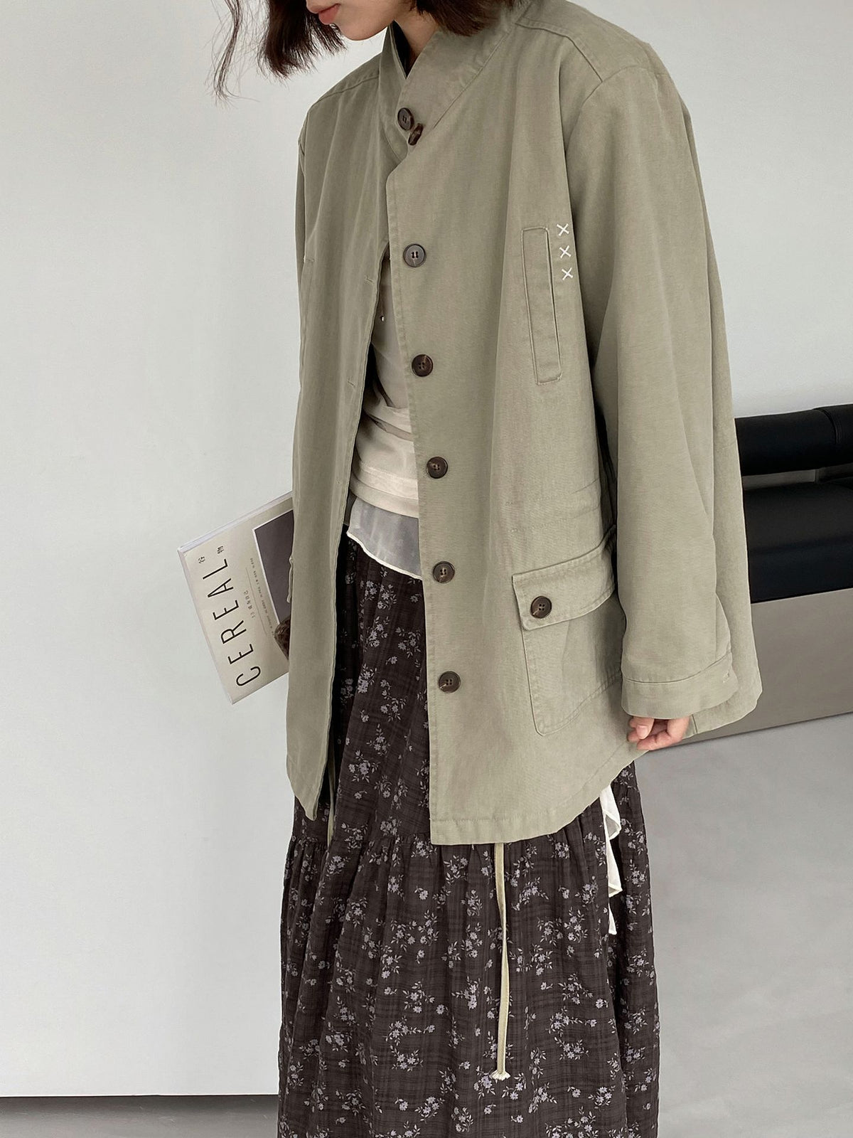 復古刺繡工裝風衣立領長袖外套-2色