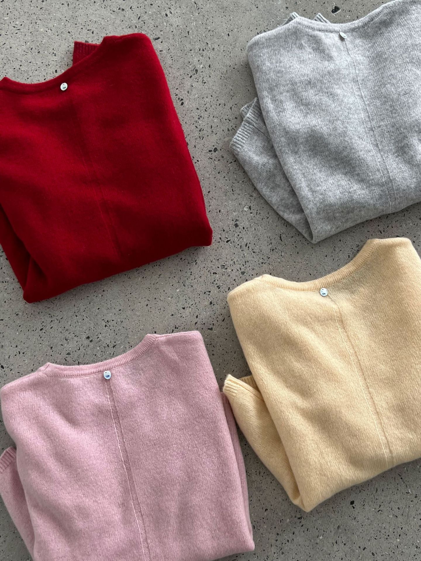 (48H出貨)韓系高級感百搭修身顯瘦羊毛針織打底衫-3色