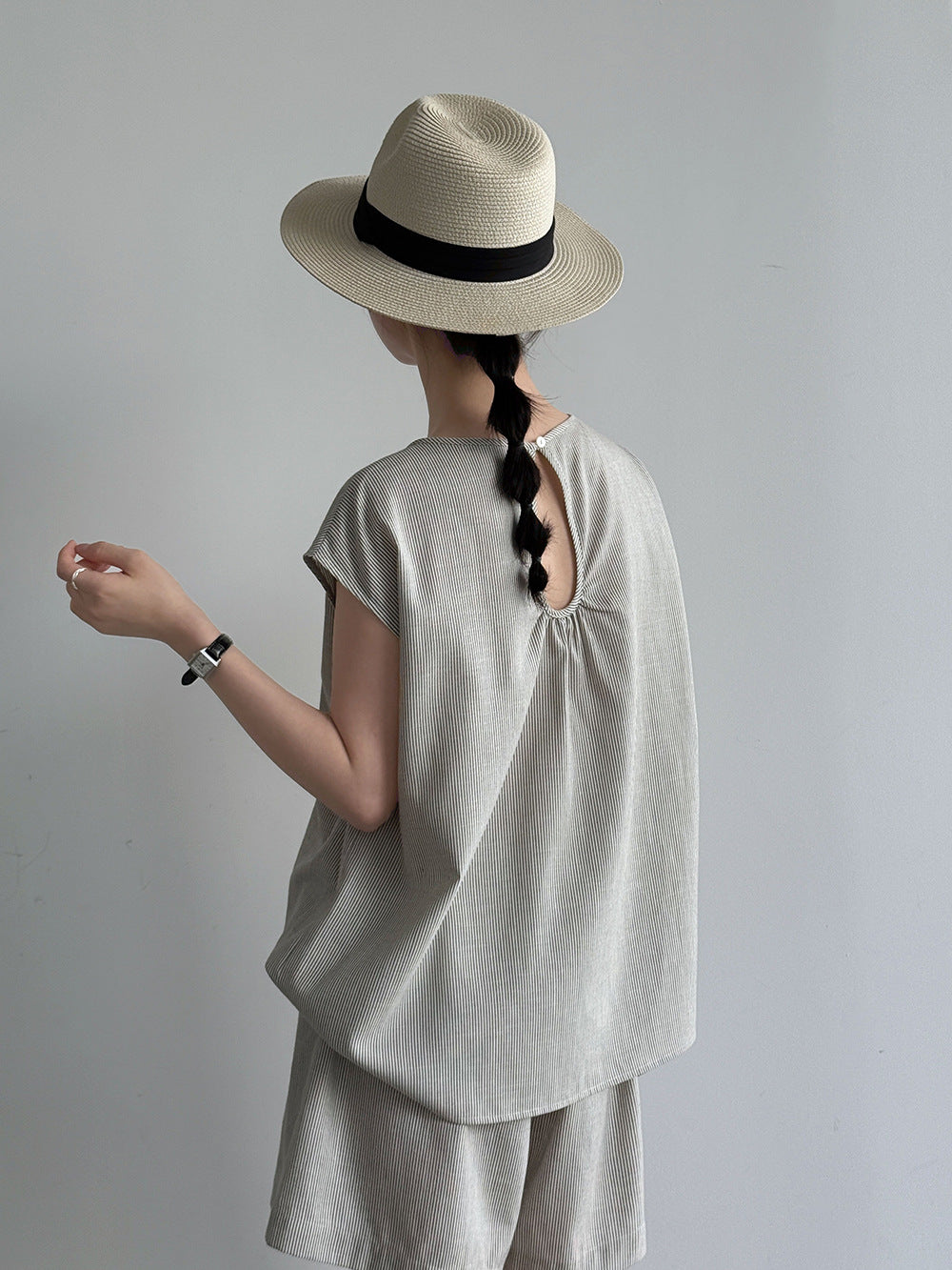 韓系條紋無袖背心＋休閒短褲-兩件式套裝-2色