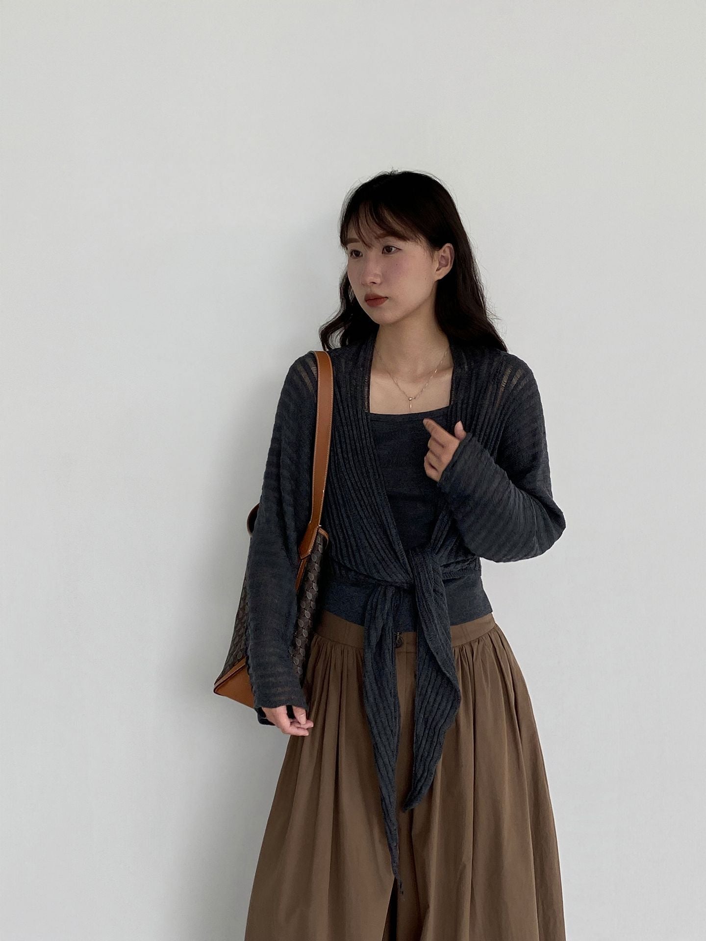 韓系慵懶風純色披肩開衫+吊帶-兩件式上衣-3色