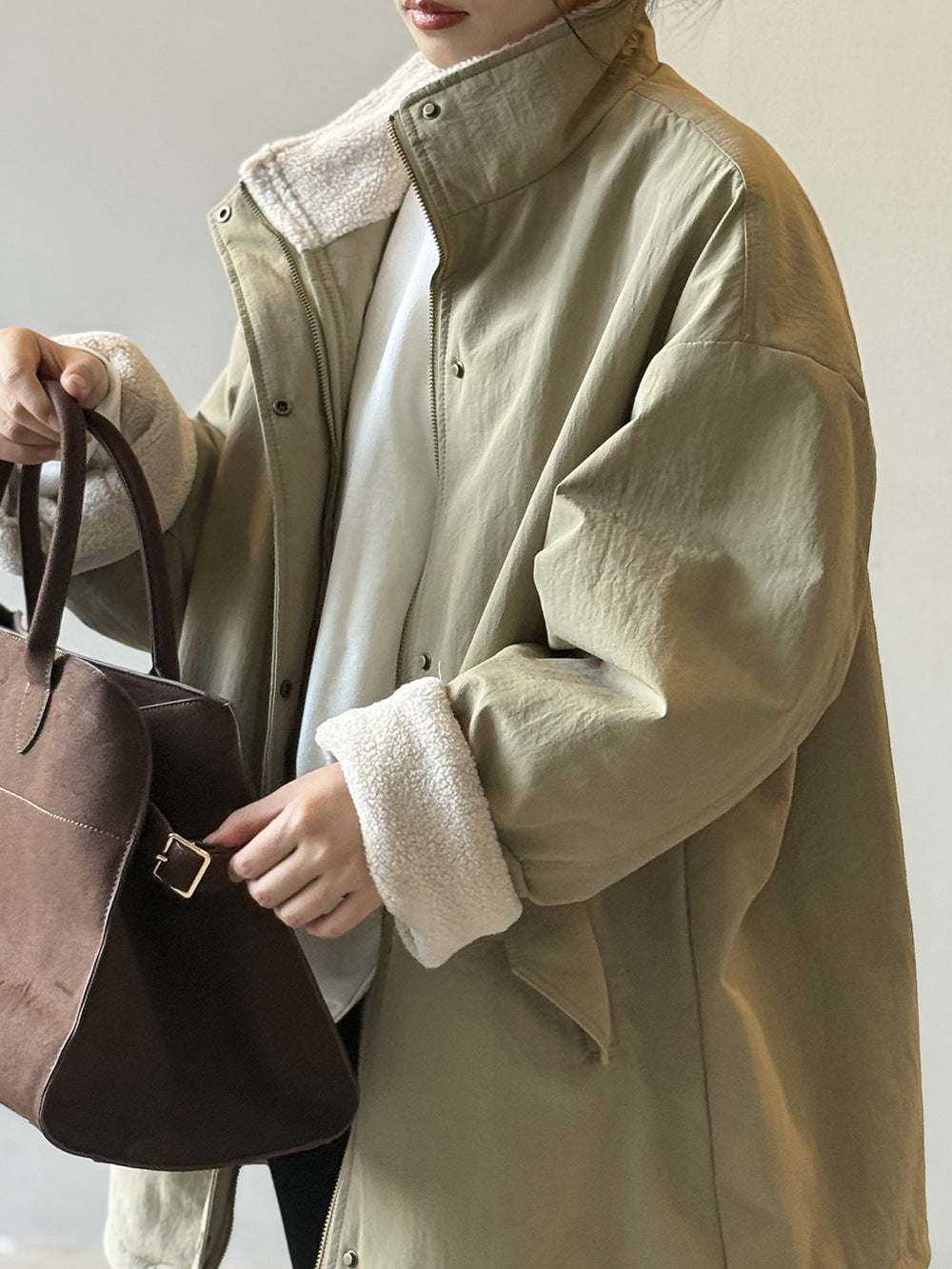 韓系設計感立領羊羔毛工裝保暖派克外套-2色