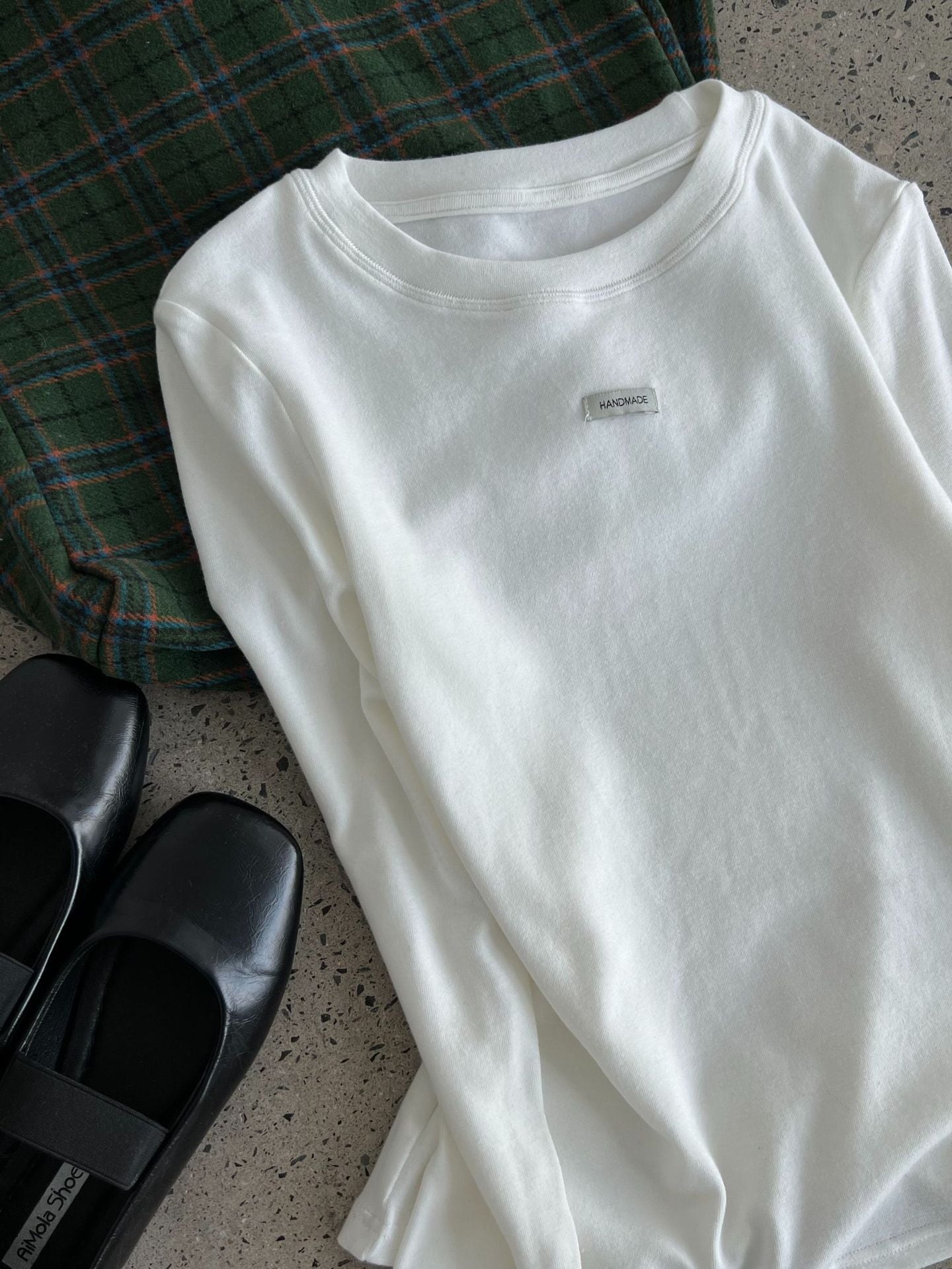 (48H出貨)韓版刺繡軟糯修身純色圓領打底衫-8色