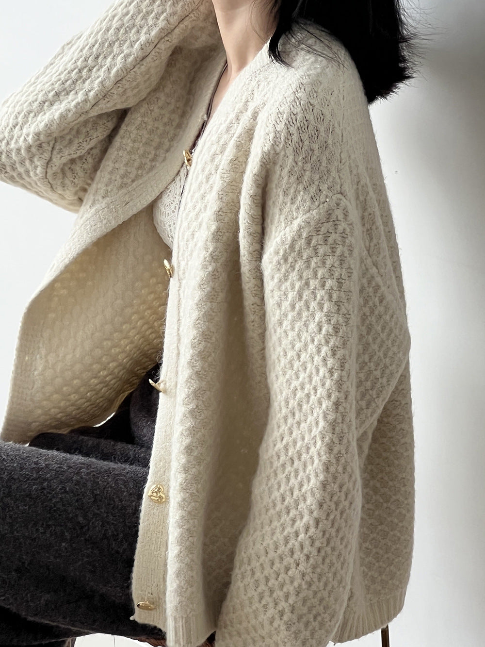 菠蘿紋愛心慵懶扣軟糯針織開衫-3色