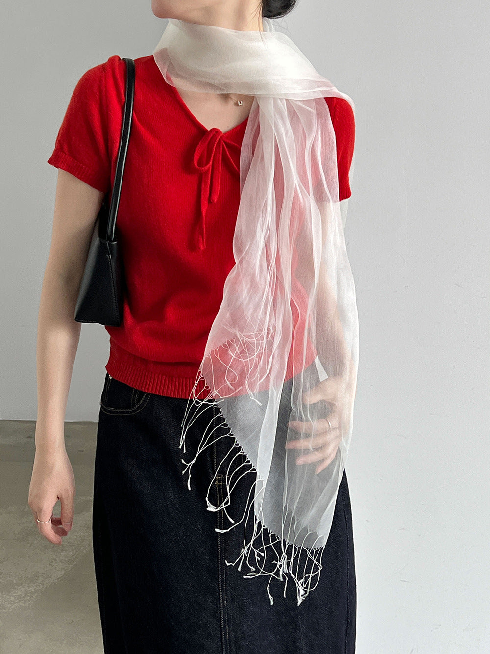 溫柔風100%羊毛領口繫帶V領短袖針織衫-2色