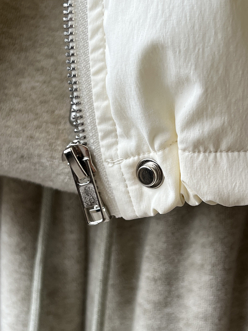 日系圓領短款寬鬆羽絨馬甲背心-2色