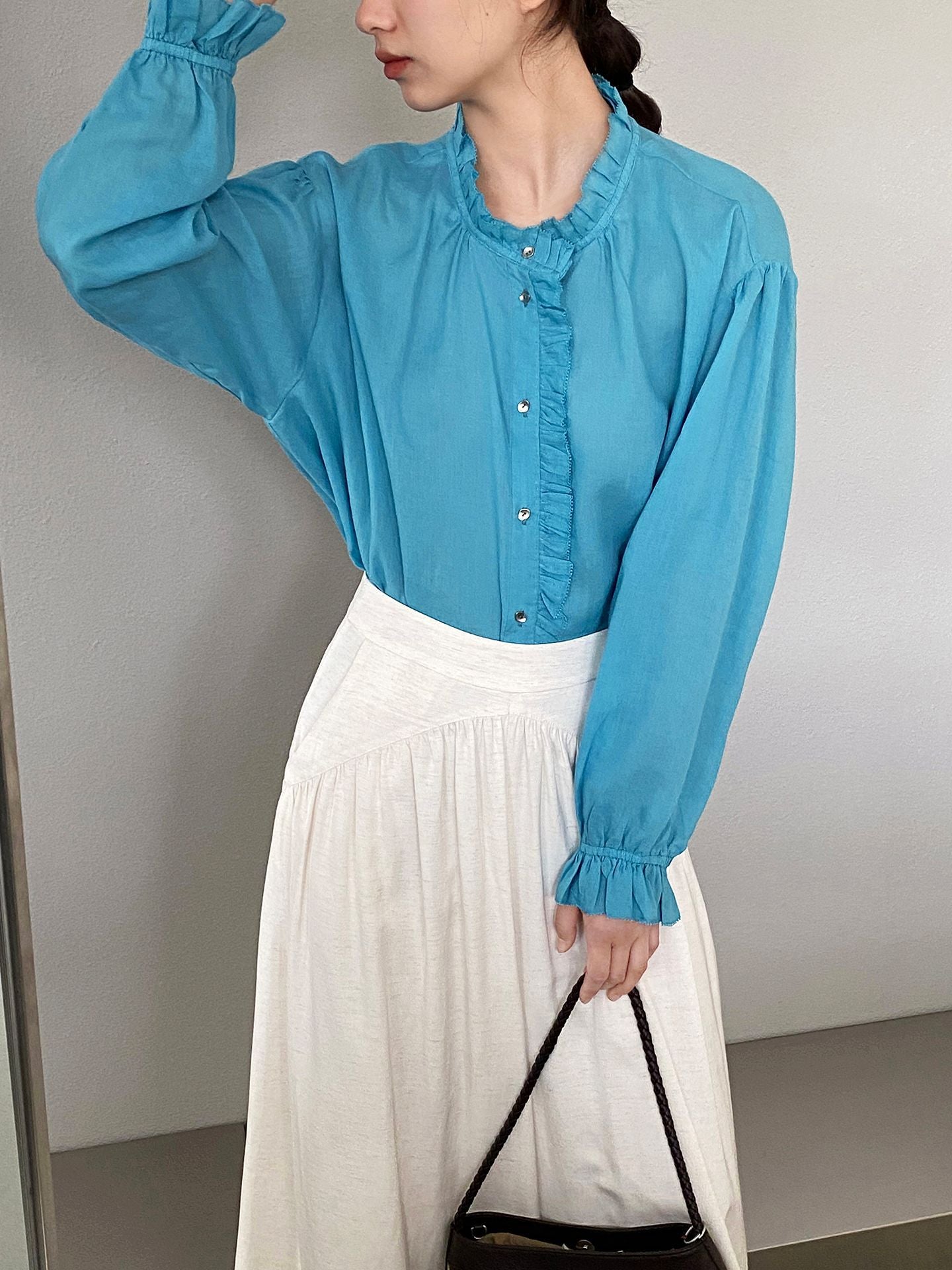 韓系復古木耳花邊領寬鬆喇叭袖苧麻襯衫-2色