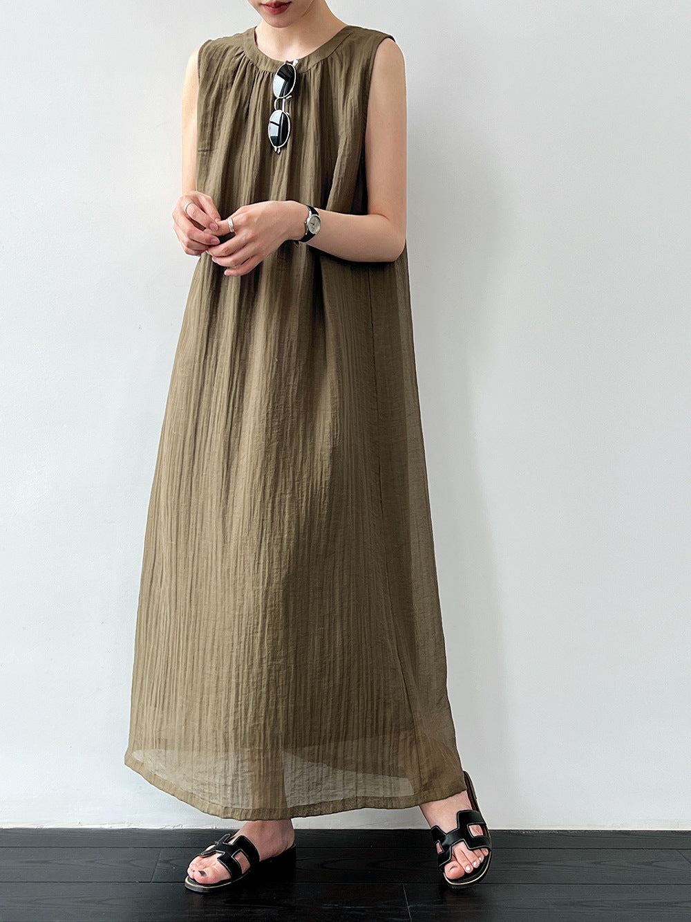 韓系慵懶風褶皺露背綁帶背心洋裝-2色