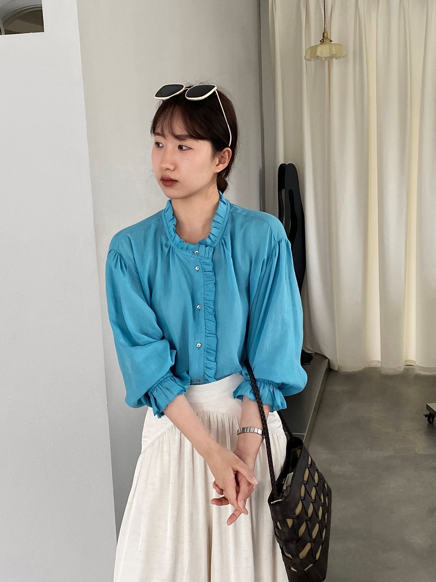 韓系復古木耳花邊領寬鬆喇叭袖苧麻襯衫-2色