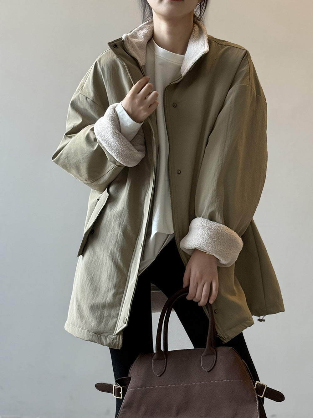 韓系設計感立領羊羔毛工裝保暖派克外套-2色