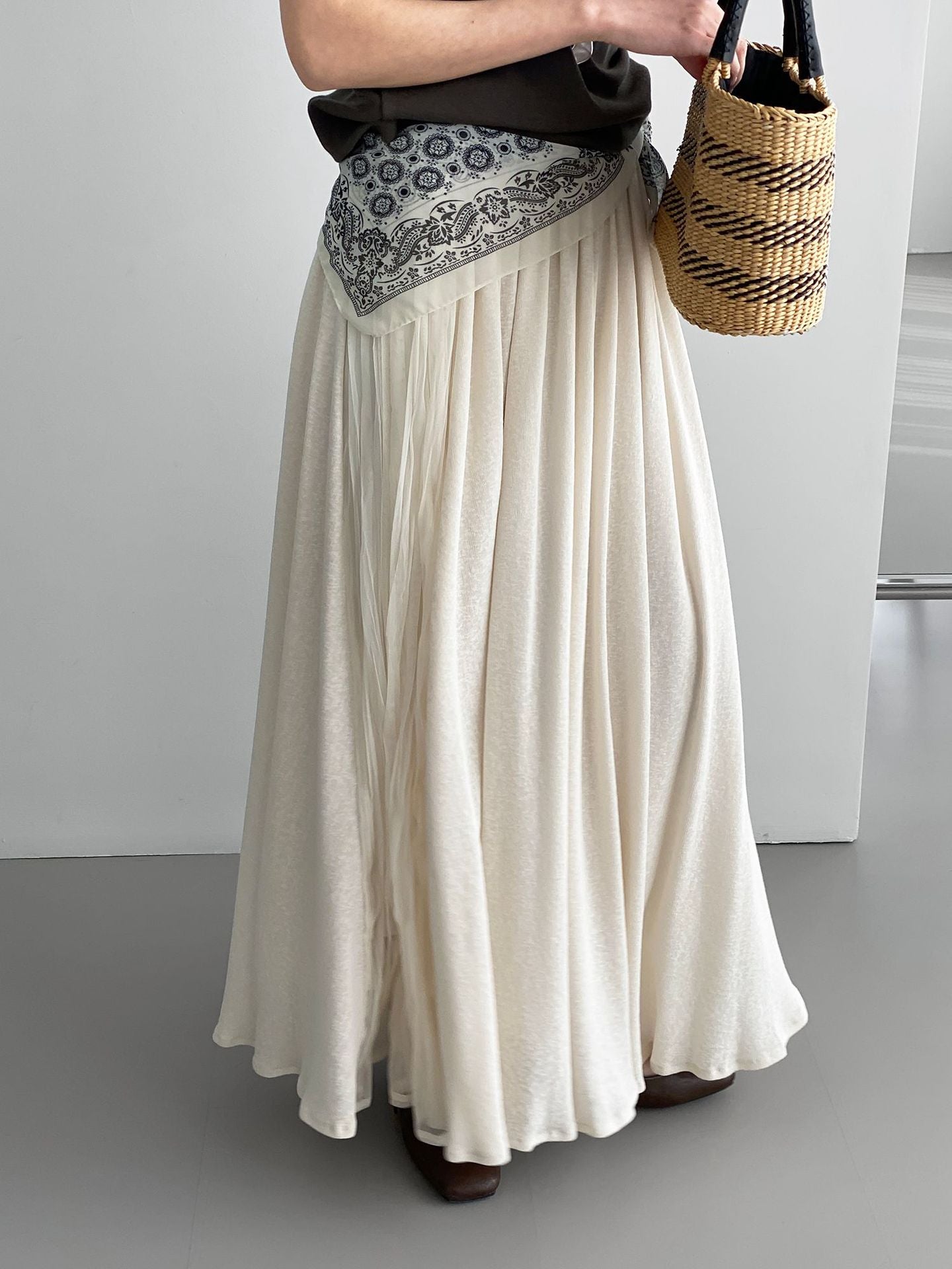 氛圍感文藝網紗拼接針織垂感半身裙