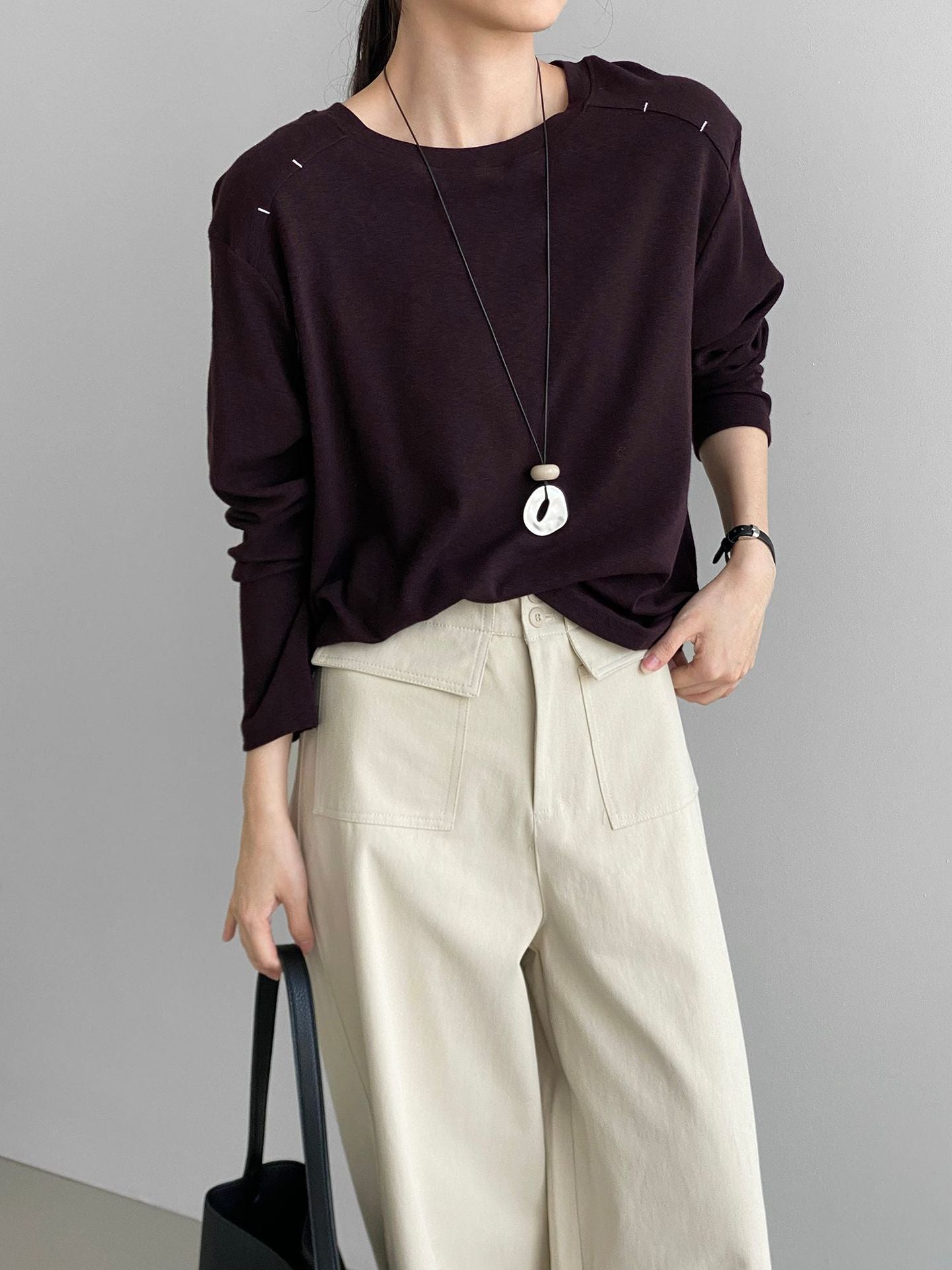 韓系設計款刺繡圓領長袖T恤-4色