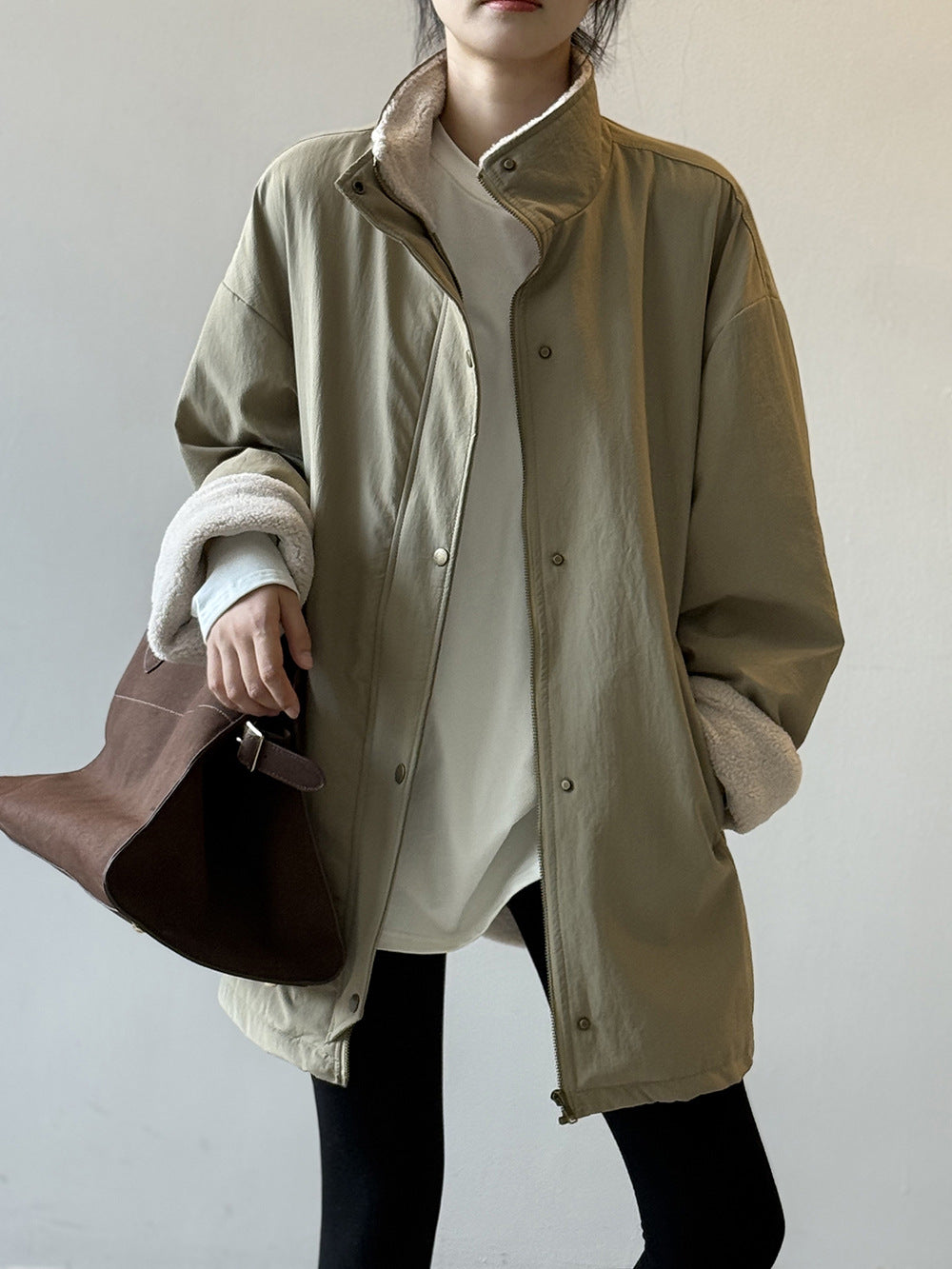 韓系設計感立領羊羔毛工裝保暖派克外套-2色