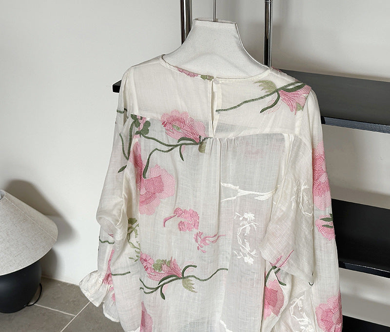 韓系度假風刺繡苧麻圓領寬鬆上衣
