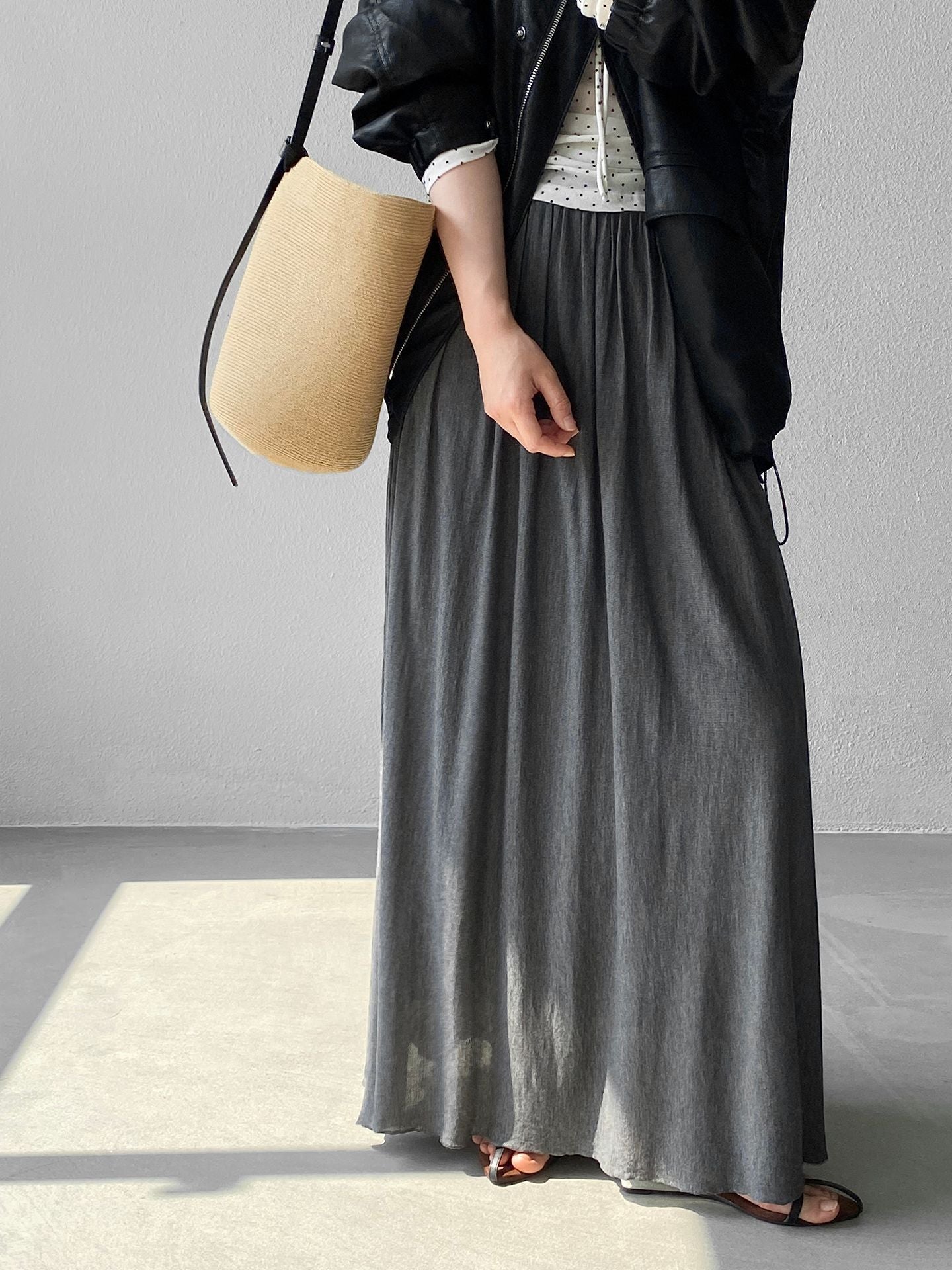 天絲垂墜感氣質優雅百褶半身裙-4色