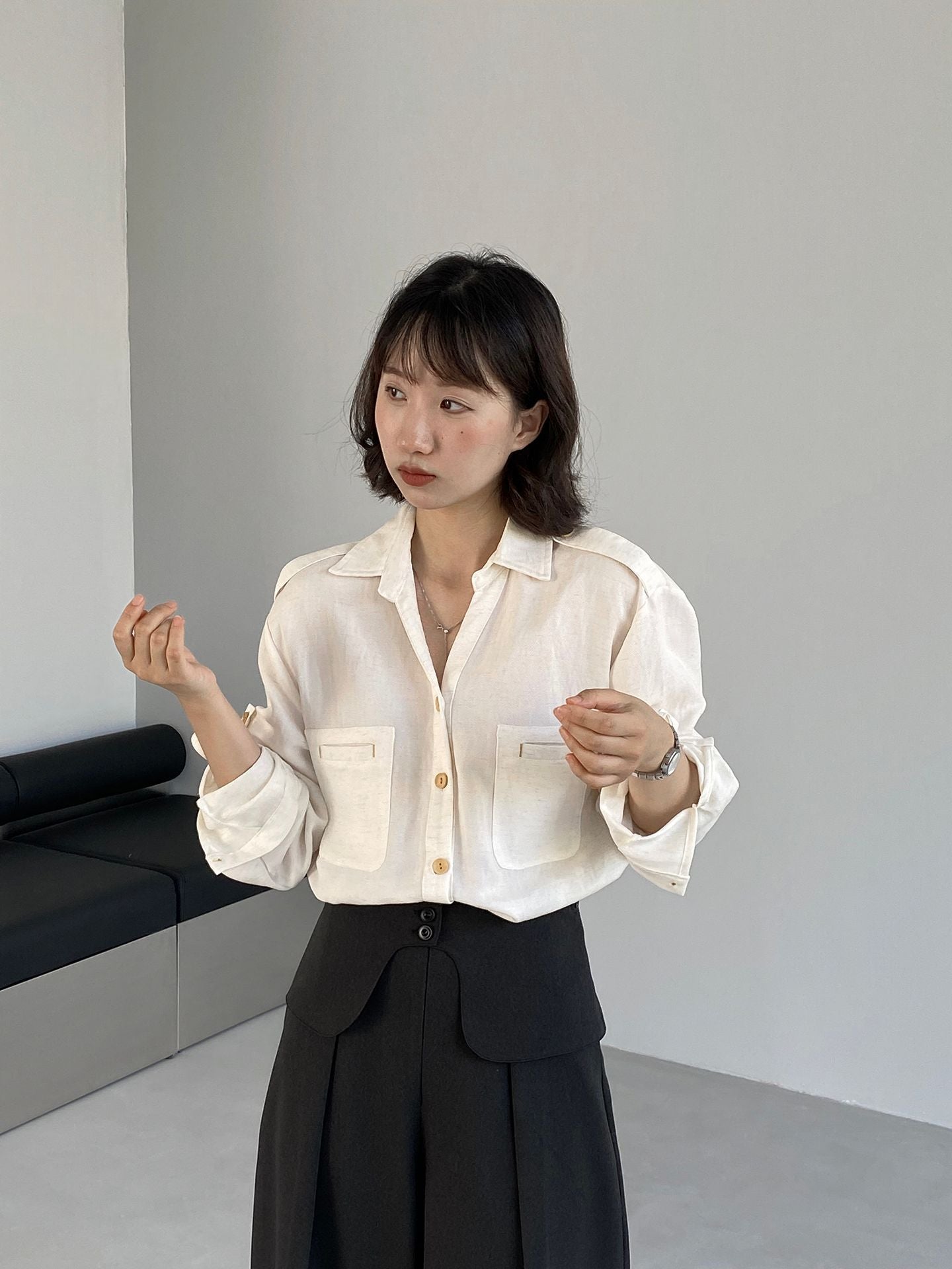 老錢風高級感木質扣萊賽爾亞麻長袖襯衫
