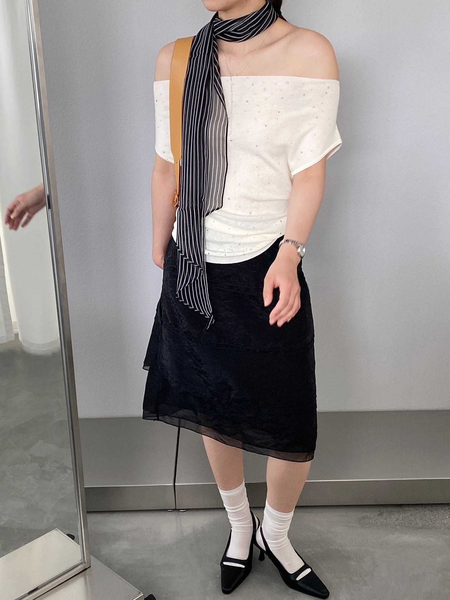 韓系木耳邊溫柔下襬蕾絲花邊壓褶短款半身裙Y752