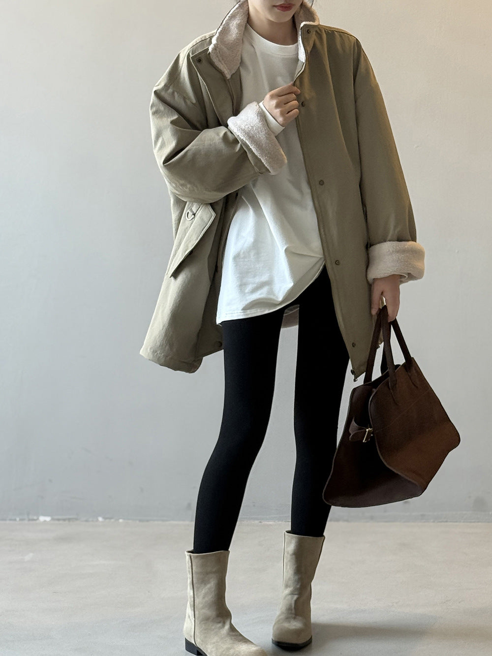 韓系設計感立領羊羔毛工裝保暖派克外套-2色