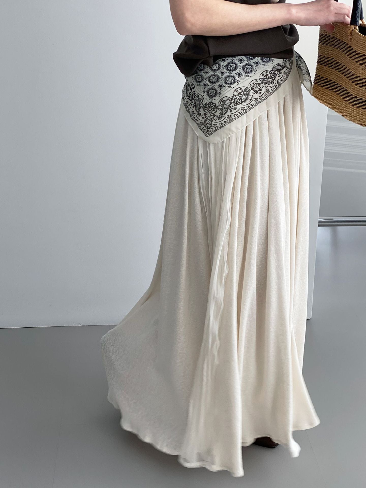 氛圍感文藝網紗拼接針織垂感半身裙