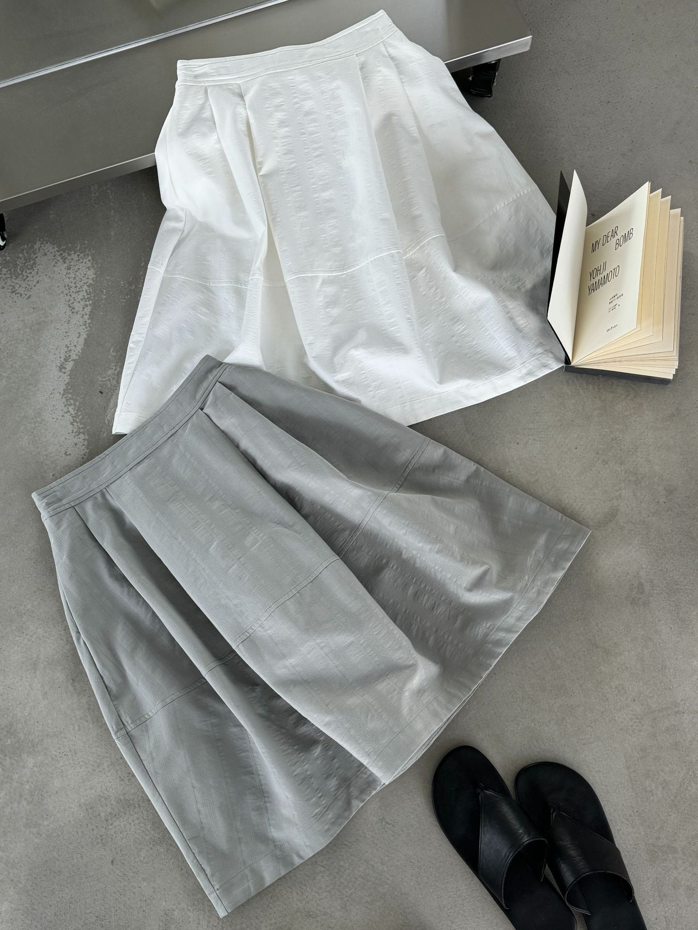 韓系氣質肌理感壓褶高腰A字裙-2色