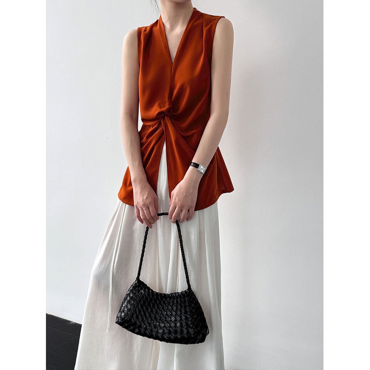 氣質V領扭結收腰綁帶無袖背心上衣-3色