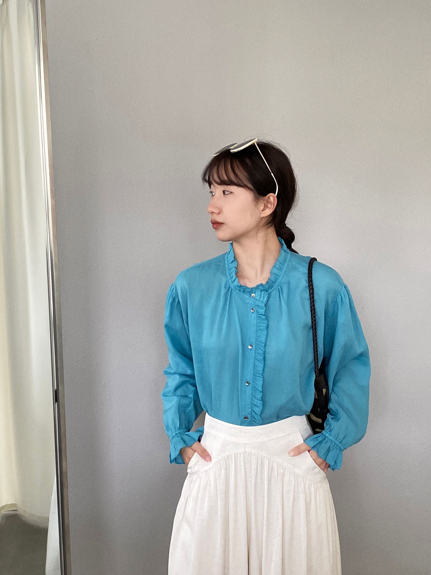 韓系復古木耳花邊領寬鬆喇叭袖苧麻襯衫-2色