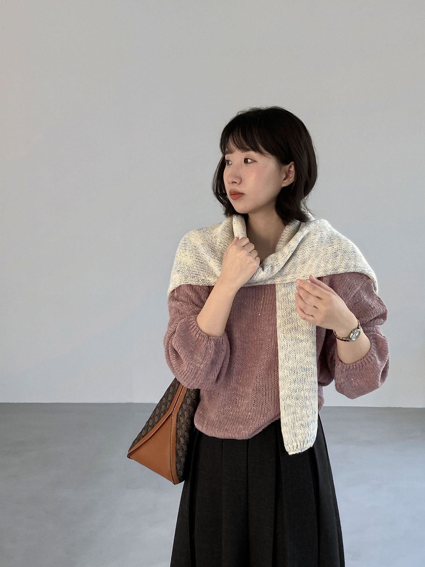 鬆弛感寬鬆圓領套頭針織毛衣-2色