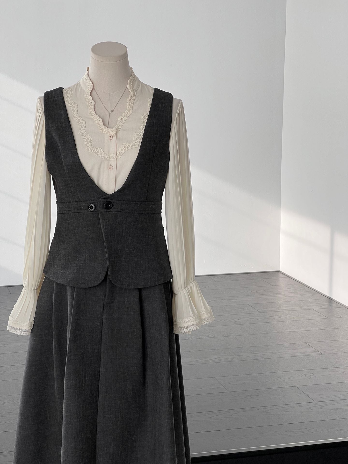 韓系通勤西裝氣質兩穿顯瘦馬甲+休閒半身裙-兩件式套裝