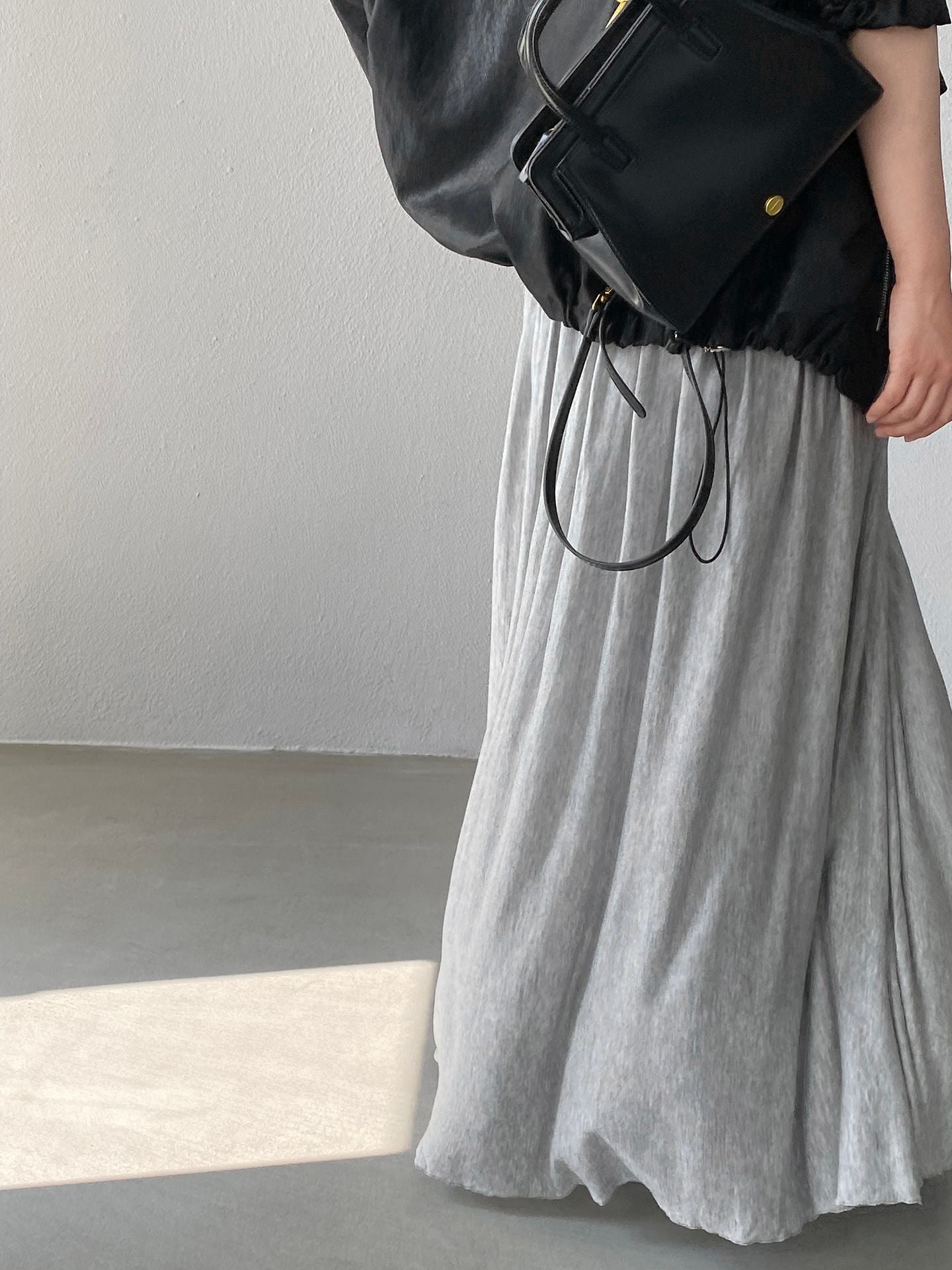 天絲垂墜感氣質優雅百褶半身裙-4色