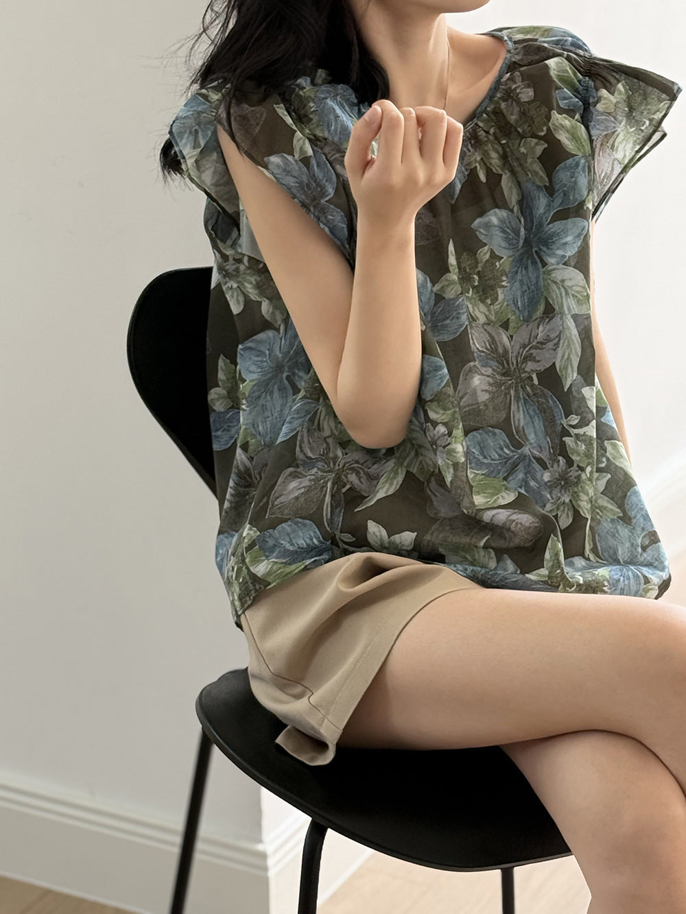 法式碎花圓領薄款荷葉袖娃娃衫