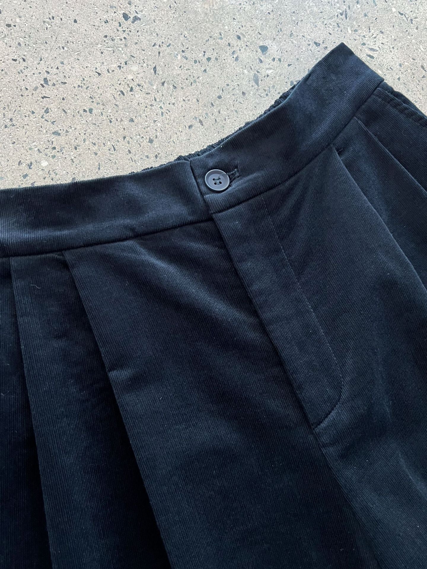 簡約慵懶燈芯絨高腰復古闊腿褲-2色