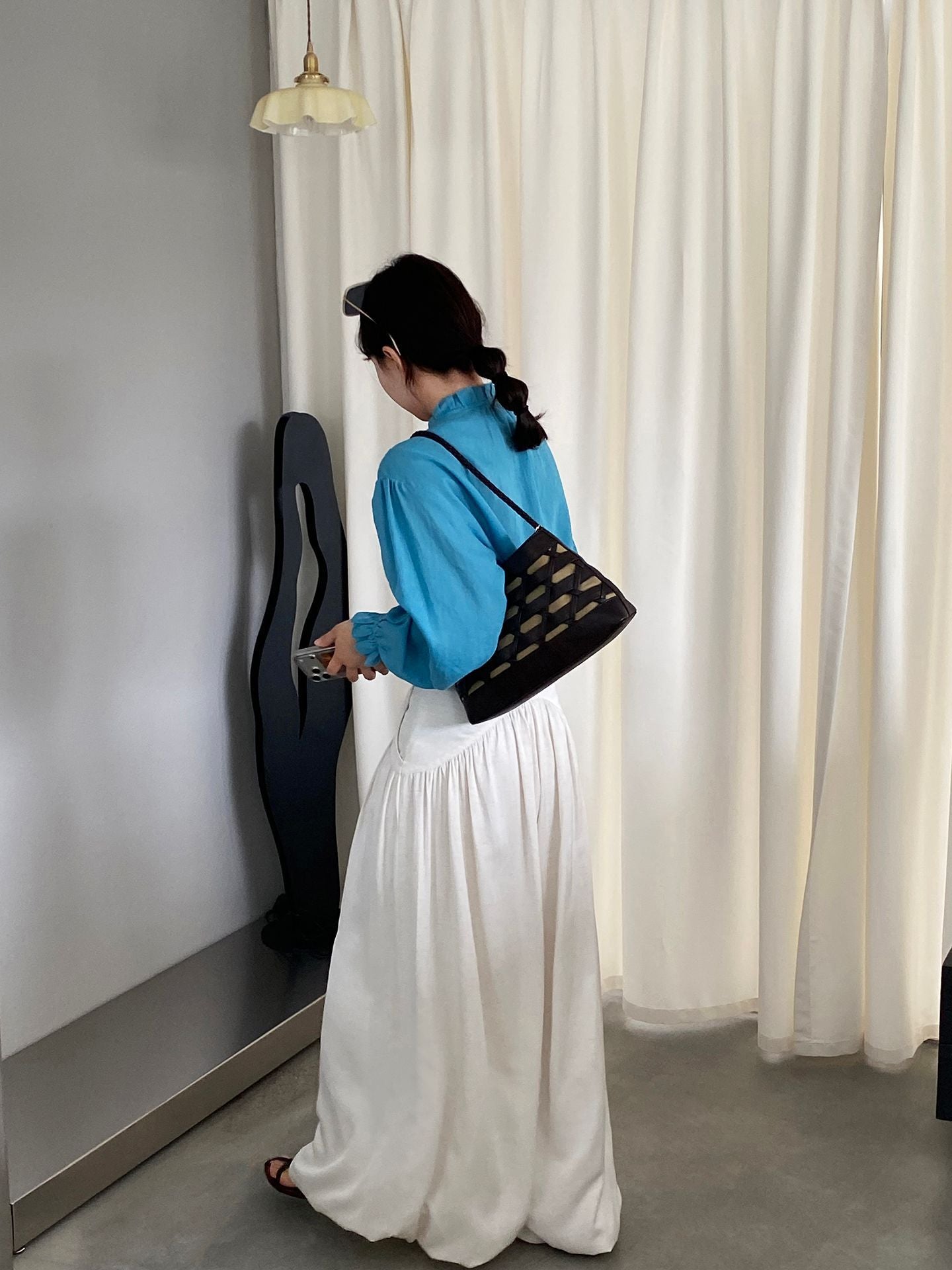 韓系復古木耳花邊領寬鬆喇叭袖苧麻襯衫-2色