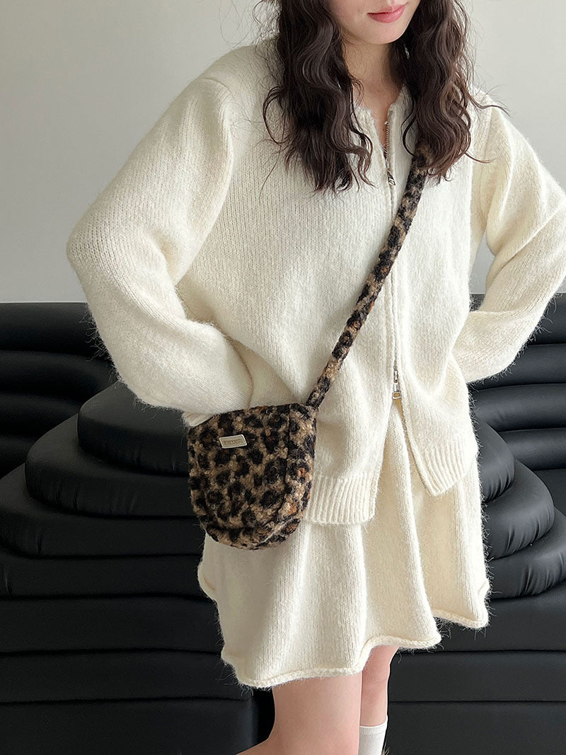 韓系軟糯休閒針織毛衣+卷邊A字短裙-兩件式套裝-3色