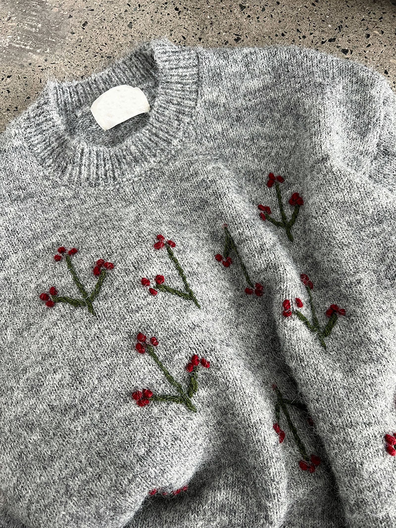 韓系溫柔氛圍感刺繡寬鬆針織上衣-3色
