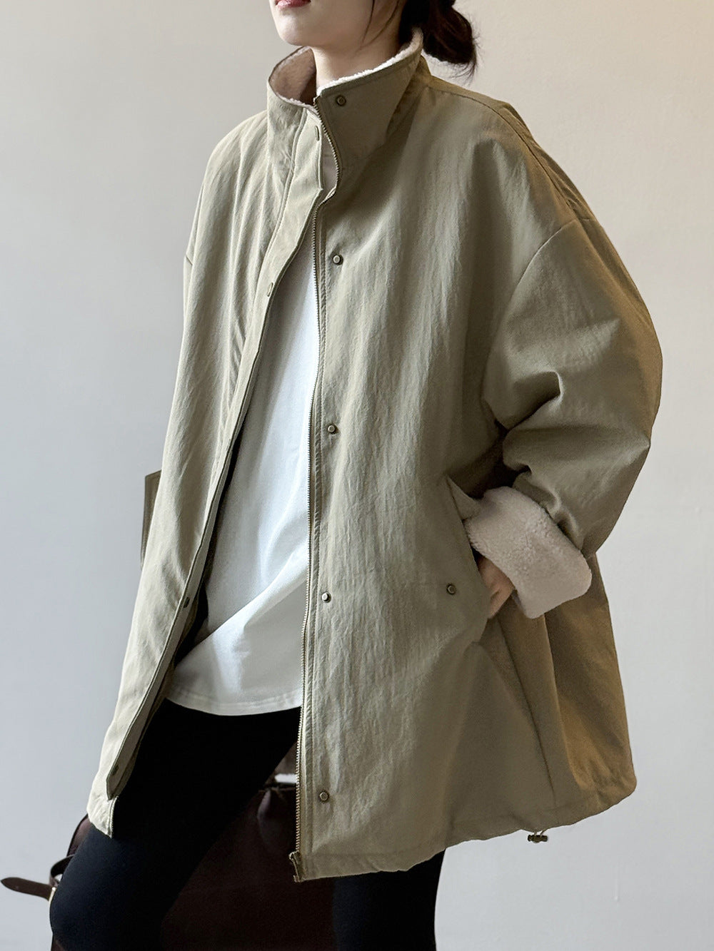 韓系設計感立領羊羔毛工裝保暖派克外套-2色